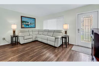 8391 Pickwick Road, North Port, FL 34287 - Photo 5