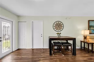 8391 Pickwick Rd, North Port, FL 34287 - Photo 15