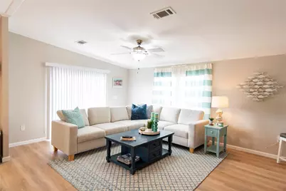 21 Amsterdam Avenue, Punta Gorda, FL 33950 - Photo 3