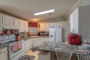 13 Den Helder Ave, Punta Gorda, FL 33950 - Photo 5