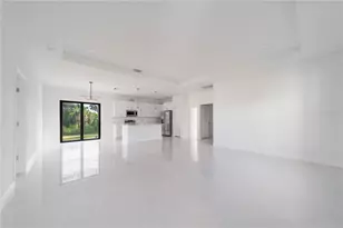 15089 Aldama Cir, Port Charlotte, FL 33981 - Photo 5