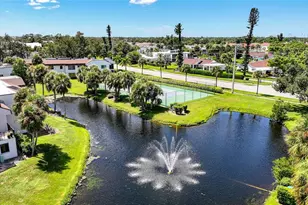 812 Capri Isles Blvd, Venice, FL 34292 - Photo 39