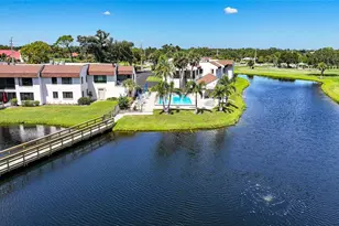 812 Capri Isles Blvd, Venice, FL 34292 - Photo 35