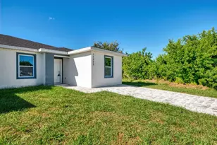 11223 Pendleton Ave, Englewood, FL 34224 - Photo 3