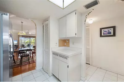 2395 Harbor Boulevard #310, Port Charlotte, FL 33952 - Photo 9