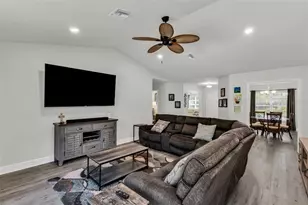 101 Fitzsimons St, Port Charlotte, FL 33954 - Photo 25