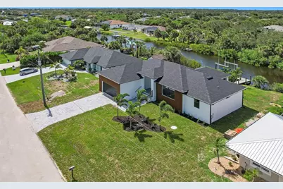 18514 Ashcroft Circle, Port Charlotte, FL 33948 - Photo 3