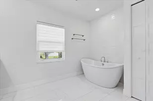 2415 W Price Blvd, North Port, FL 34286 - Photo 35