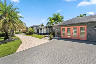 2415 W Price Blvd, North Port, FL 34286 - Photo 87