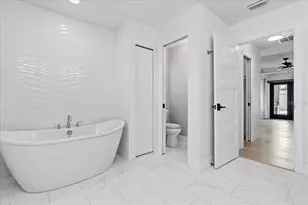 2415 W Price Blvd, North Port, FL 34286 - Photo 41