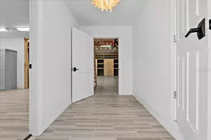 2415 W Price Blvd, North Port, FL 34286 - Photo 77