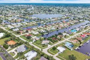 202 Tait Terrace SE, Port Charlotte, FL 33952 - Photo 57