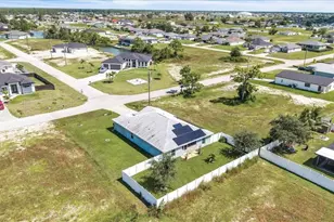 1718 NW 19th Terrace, Cape Coral, FL 33993 - Photo 31