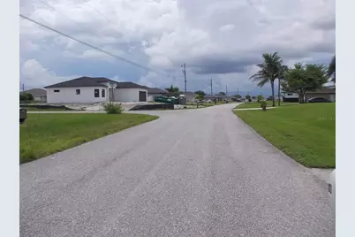 538 NW 25th Terrace, Cape Coral, FL 33993 - Photo 5