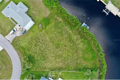 18106 Avonsdale Circle, Port Charlotte, FL 33948 - Photo 3