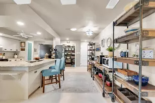 301 Thorn Hill Pl, Sun City Center, FL 33573 - Photo 15