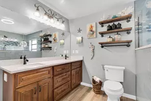 301 Thorn Hill Pl, Sun City Center, FL 33573 - Photo 9