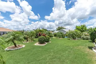 301 Thorn Hill Pl, Sun City Center, FL 33573 - Photo 31