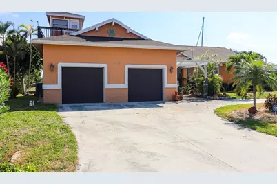 114 Graham Street SW, Port Charlotte, FL 33952 - Photo 3