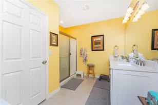 25328 E Lenox Cir, Punta Gorda, FL 33950 - Photo 21