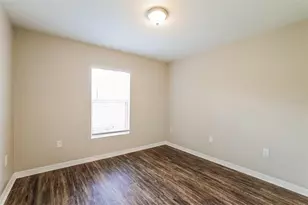 2533 Cincinnati St, North Port, FL 34286 - Photo 9