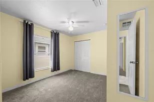 1703 12th St S, Saint Petersburg, FL 33705 - Photo 39