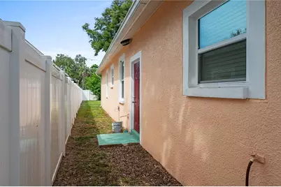 1703 12th Street S, Saint Petersburg, FL 33705 - Photo 53