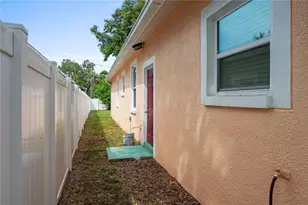 1703 12th St S, Saint Petersburg, FL 33705 - Photo 53