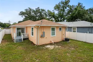 1703 12th St S, Saint Petersburg, FL 33705 - Photo 51