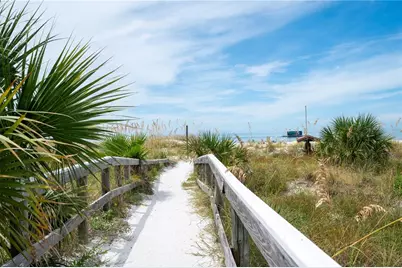 1703 12th Street S, Saint Petersburg, FL 33705 - Photo 81