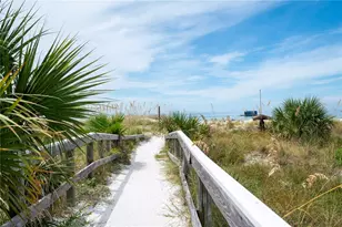 1703 12th St S, Saint Petersburg, FL 33705 - Photo 81