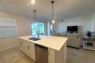 17745 Boracay Ct, Venice, FL 34293 - Photo 7