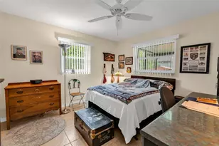 960 Porpoise Rd, Venice, FL 34293 - Photo 21