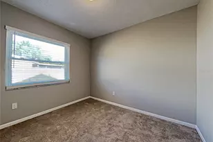 3410 King Richard Ct, Seffner, FL 33584 - Photo 7