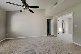 3410 King Richard Ct, Seffner, FL 33584 - Photo 13