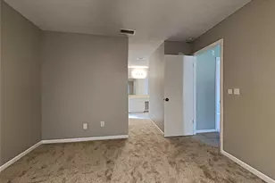 3410 King Richard Ct, Seffner, FL 33584 - Photo 15