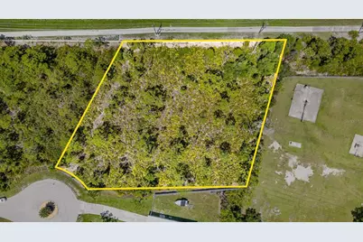9437 Treasure Lake Court, Saint James City, FL 33956 - Photo 15