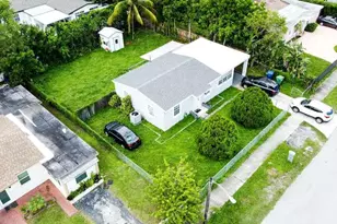 18040 NW 2nd Ct, Miami Gardens, FL 33169 - Photo 35