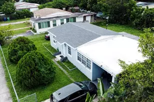 18040 NW 2nd Ct, Miami Gardens, FL 33169 - Photo 19