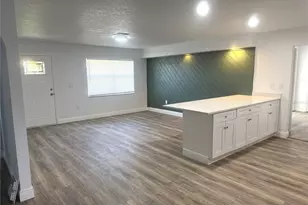 549 Lakemont Ave NW, Port Charlotte, FL 33952 - Photo 3