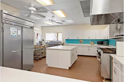 176 W Manatee Loop, Punta Gorda, FL 33950 - Photo 47