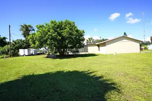 1087 Reed Terrace NW, Port Charlotte, FL 33948 - Photo 3