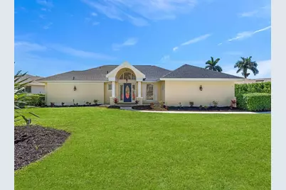 491 Cypress Way E, Naples, FL 34110 - Photo 1