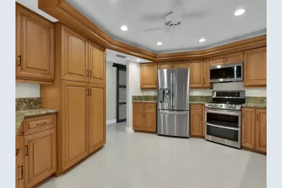 491 Cypress Way E, Naples, FL 34110 - Photo 7