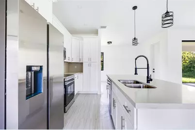 17196 Glenview Avenue, Port Charlotte, FL 33954 - Photo 9