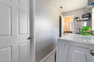 3173 S Cranberry Blvd, North Port, FL 34286 - Photo 17