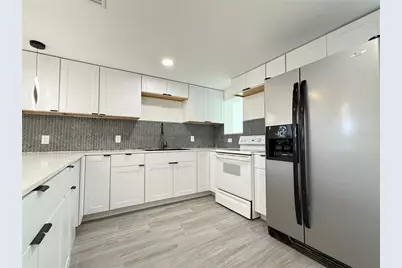 203 Waterway Circle NE, Port Charlotte, FL 33952 - Photo 5