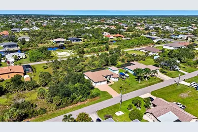 9533 Arnaz Circle, Port Charlotte, FL 33981 - Photo 7