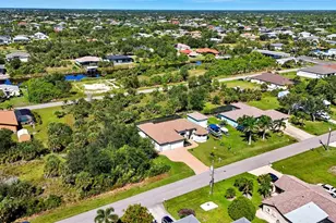 9533 Arnaz Cir, Port Charlotte, FL 33981 - Photo 7