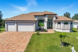 9533 Arnaz Cir, Port Charlotte, FL 33981 - Photo 3